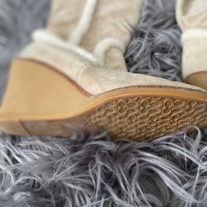 Authentic tan suede coach boots